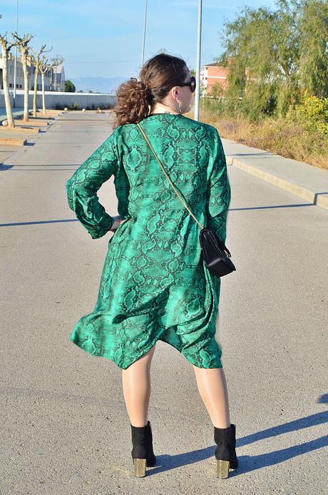 Llevar un vestido como kimono Llevar un vestido como kimono