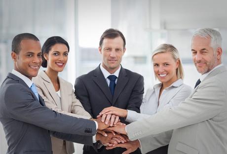 Cómo construir un equipo multigeneracional fuerte: 7 claves.