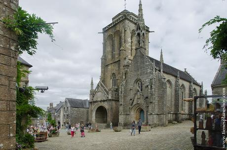 Locronan turismo Bretaña pueblos bonitos