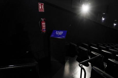 El Parlamento Europeo utiliza papeleras como soporte publicitario para incentivar el voto de los más jóvenes