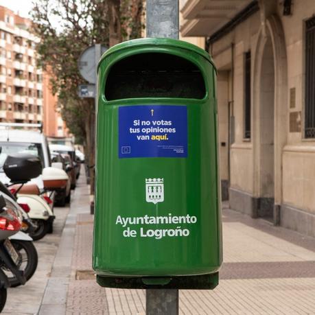 El Parlamento Europeo utiliza papeleras como soporte publicitario para incentivar el voto de los más jóvenes