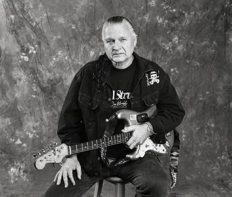 Muere Dick Dale, pionero del surf rock y conocido por el gran público gracias a Pulp Fiction