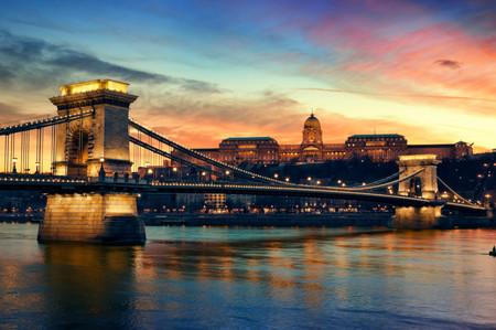Puente De Las Cadenas Budapest Hungria