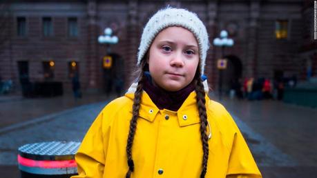 Greta Thunberg, la joven líder que lleva su mensaje de protesta contra el cambio climático alrededor del mundo.