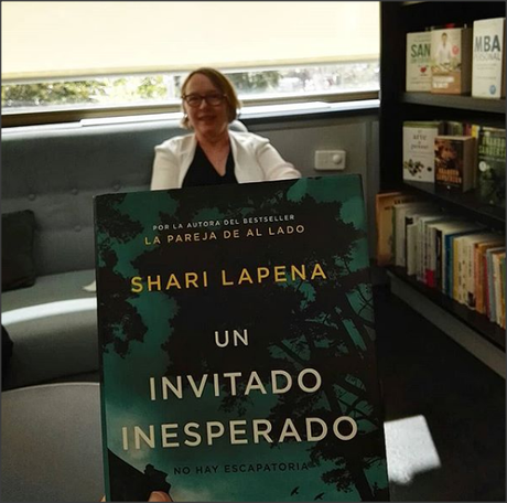ENTREVISTA A SHARI LAPENA