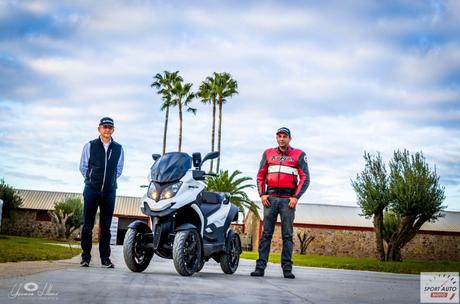 Scooter 4 Roues Portrait Que Vraiment Distingué