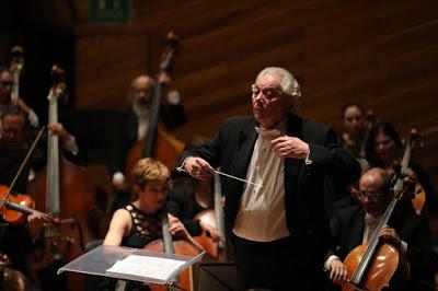 REALIZA OSEM CONCIERTO DEDICADO A VÍCTOR URBÁN