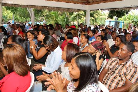 Pre-candidato a Senador Diego Aquino preside concentración en Neiba.