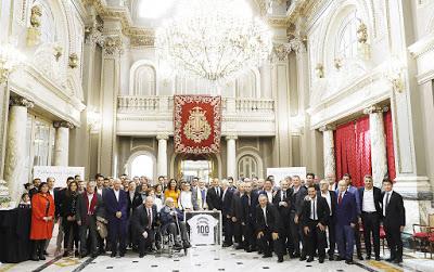 18 de març de 2009: huí el Valencia CF complix 100 anys.