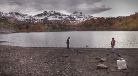 Flow, el viaje poético en el que los ríos Ganges y Biobío se unen, se estrena el 28 de marzo Flow, el viaje poético en el que los ríos Ganges y Biobío se unen, se estrena el 28 de marzo