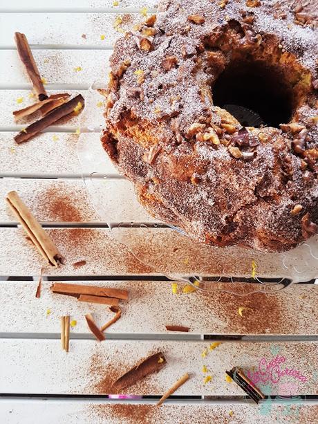 BIZCOCHO RELLENO CON CANELA Y NUECES