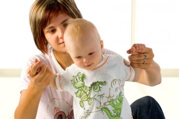 Primeros pasos del bebé Primeros pasos del bebé