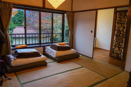 ▷ ¿Cómo es viajar en Japón? Tatami-mat-room-in-Hakone-Japan.jpg.optimal ▷ ¿Cómo es viajar en Japón?