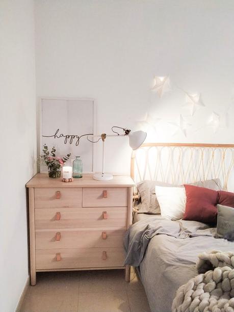 My nordic style: Mi dormitorio gris, rosa y burdeos