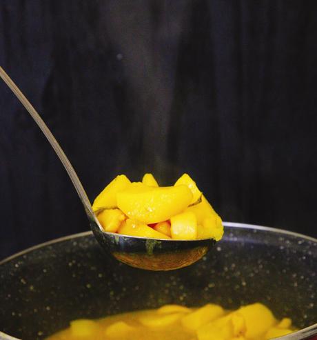 GUISADO DE CALAMAR GUISADO DE CALAMAR