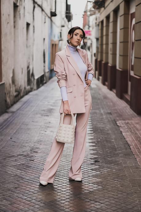 Tendencias Primavera - Traje de dos piezas y video de looks casuales