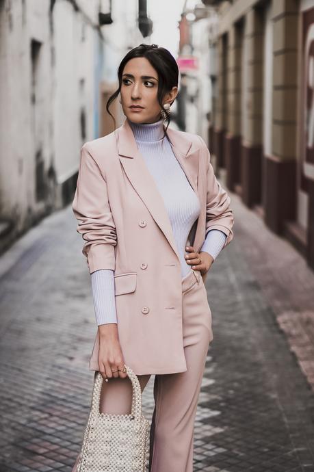 Tendencias Primavera - Traje de dos piezas y video de looks casuales Tendencias Primavera - Traje de dos piezas y video de looks casuales