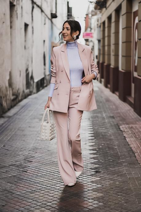 Tendencias Primavera - Traje de dos piezas y video de looks casuales Tendencias Primavera - Traje de dos piezas y video de looks casuales