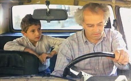 Y LA VIDA CONTINÚA (Abbas Kiarostami) Y LA VIDA CONTINÚA (Abbas Kiarostami)
