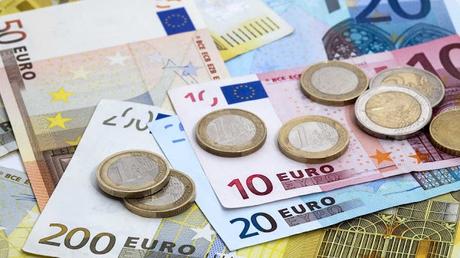Subasta #Dicom fijó precio del #Euro en 3.745,05 bolívares / #Finanzas #Economia #Divisas