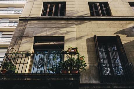 Trabajas en una habitación en casa. ¡Dedúcete los suministros y otros gastos! Trabajas en una habitación en casa. ¡Dedúcete los suministros y otros gastos!