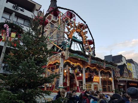 Mercadillos navideños,Colonia