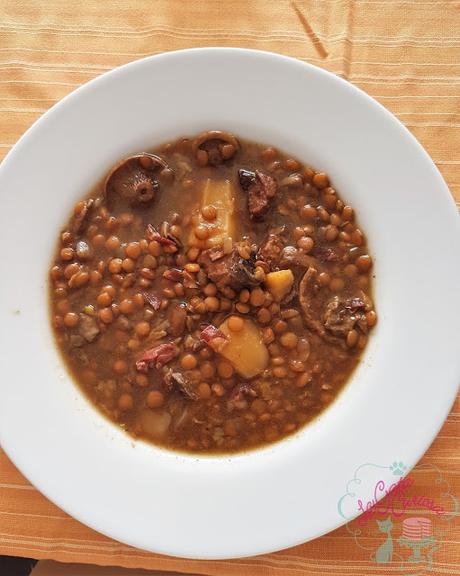 LENTEJAS CON PLUMA IBERICA Y BOLETUS