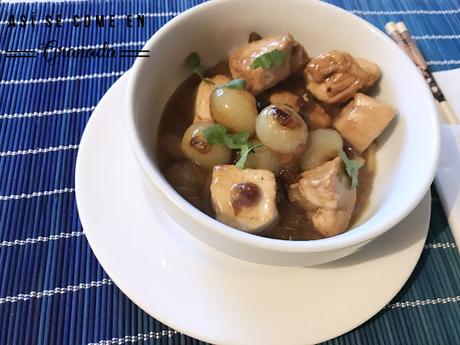 Pechuga con cebollitas y pasas Pechuga con cebollitas y pasas