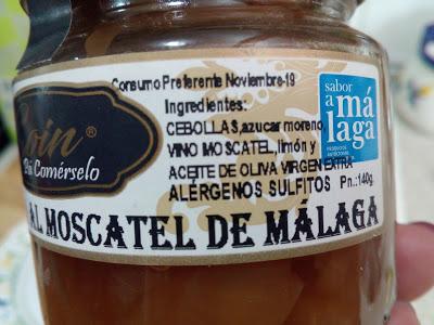 CROQUETAS DE MORCILLA Y CEBOLLA CONFITADA CON VINO MOSCATEL DE MALAGA CROQUETAS DE MORCILLA Y CEBOLLA CONFITADA CON VINO MOSCATEL DE MALAGA