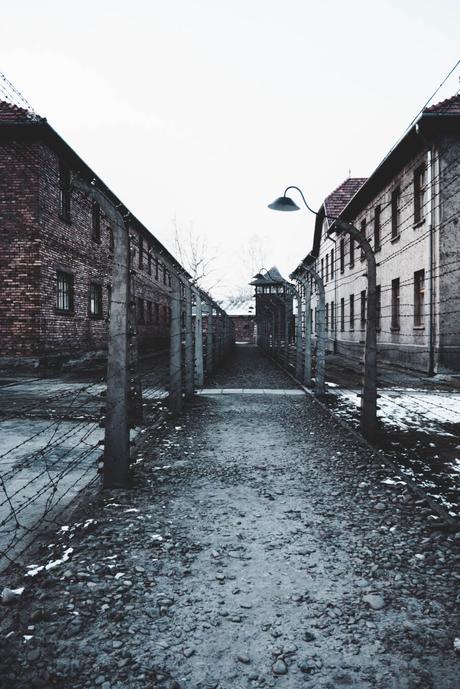 visitar-campo-de-concentracion-de-auschwitz ▷ Tour Auschwitz en español: Excursión imprescindible desde Cracovia