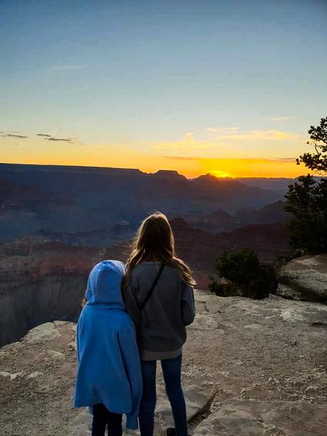 ▷ Comente sobre los mejores consejos para planificar un viaje al Gran Cañón con niños por el Gran Cañón en un día: Jetlag y Mayhem the-grand-canyon-sunrise ▷ Comente sobre los mejores consejos para planificar un viaje al Gran Cañón con niños por el Gran Cañón en un día: Jetlag y Mayhem