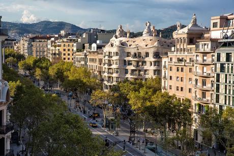 Passeig-de-Gracia.jpg.optimal ▷ Dónde alojarse en Barcelona: los mejores hoteles y barrios para su presupuesto