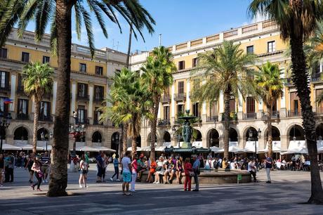 Placa-Reial-Barcelona-1.jpg.optimal ▷ Dónde alojarse en Barcelona: los mejores hoteles y barrios para su presupuesto