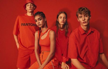 Bershka se une a Pantone para lanzar una colección ropa llena de color