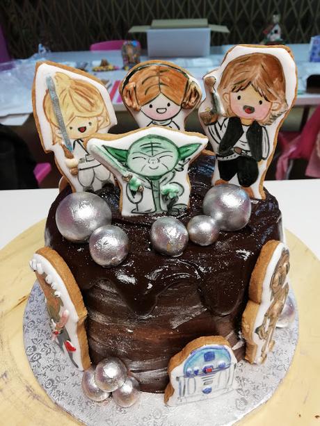 TARTA STAR WARS CON GALLETAS TARTA STAR WARS CON GALLETAS