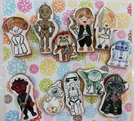 TARTA STAR WARS CON GALLETAS TARTA STAR WARS CON GALLETAS