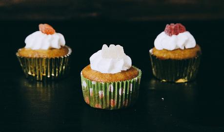 CUPCAKES DE MANZANA CON  LEMON CURD