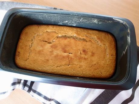 Receta para un delicioso bizcocho de arándanos y almendras. Receta para un delicioso bizcocho de arándanos y almendras.