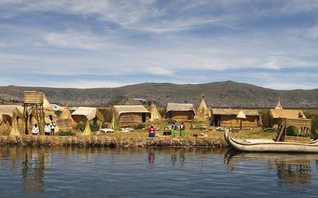 lake-titicaca-uros-islands-1024x640 ▷ Los 3 puntos turísticos más populares de Perú