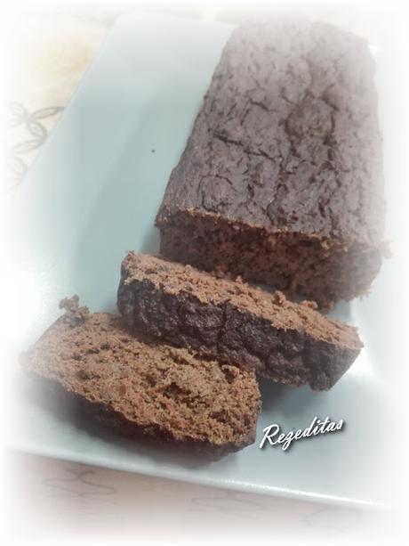 BIZCOCHO DE CHOCOLATE Y BERENJENA BIZCOCHO DE CHOCOLATE Y BERENJENA