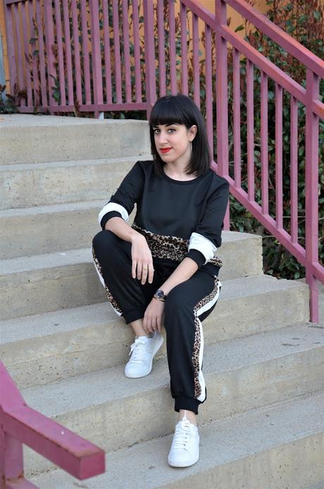 Chándal estampado de leopardo