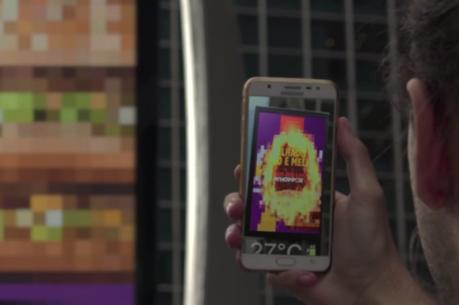 Burger King quema los anuncios de su competidor en su nueva campaña en Brasil
