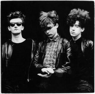 The Jesus And Mary Chain - Blues From A Gun (1989) The Jesus And Mary Chain - Blues From A Gun (1989)