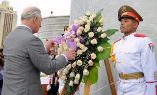 La pareja real del Reino Unido visita Cuba y ya es un éxito de relaciones respetuosas