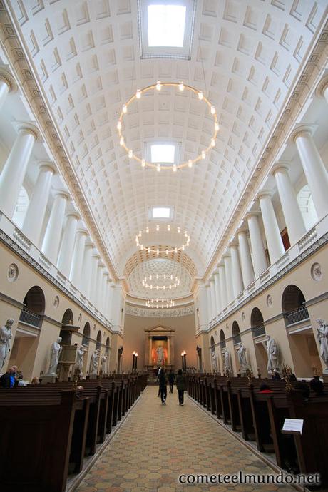 que-ver-en-copenhague-interior-catedral Que ver en Copenhague (ranking 2019 de sitios más molones)