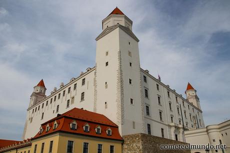 castillo-de-bratislava Que ver en Bratislava en un día: los sitios más increibles (2019)