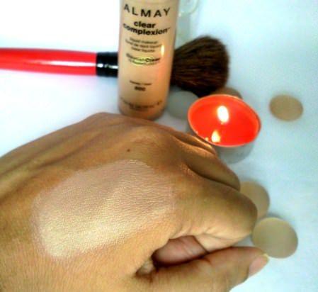 ¿Buscando una base para piel grasa? Aquí tienes una buena opción ¿Buscando una base para piel grasa? Aquí tienes una buena opción