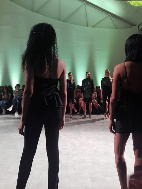 BLOGSSIPGIRL HA ESTADO ALLÍ: ARAGÓN FASHION WEEK. DESFILES DOZ, ROBERTO VERINO Y MARÍA ESCOTÉ