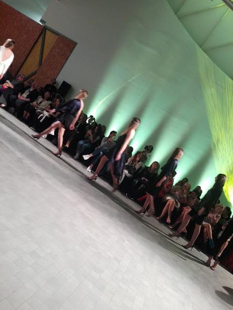 BLOGSSIPGIRL HA ESTADO ALLÍ: ARAGÓN FASHION WEEK. DESFILES DOZ, ROBERTO VERINO Y MARÍA ESCOTÉ