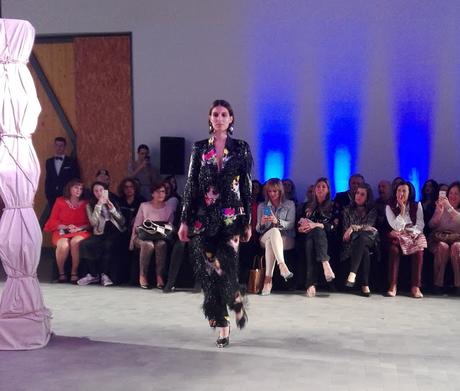 BLOGSSIPGIRL HA ESTADO ALLÍ: ARAGÓN FASHION WEEK. DESFILES DOZ, ROBERTO VERINO Y MARÍA ESCOTÉ